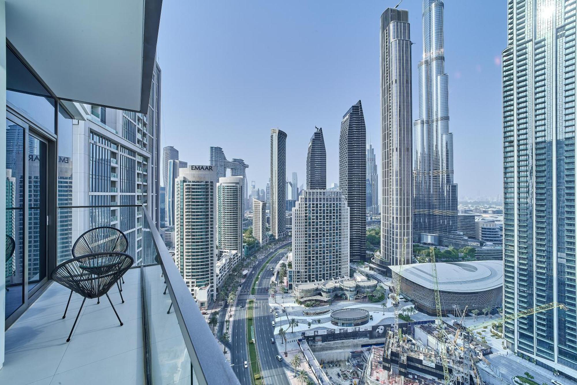 Apartment 2br With Stunning Burj Khalifa & Fountain View *