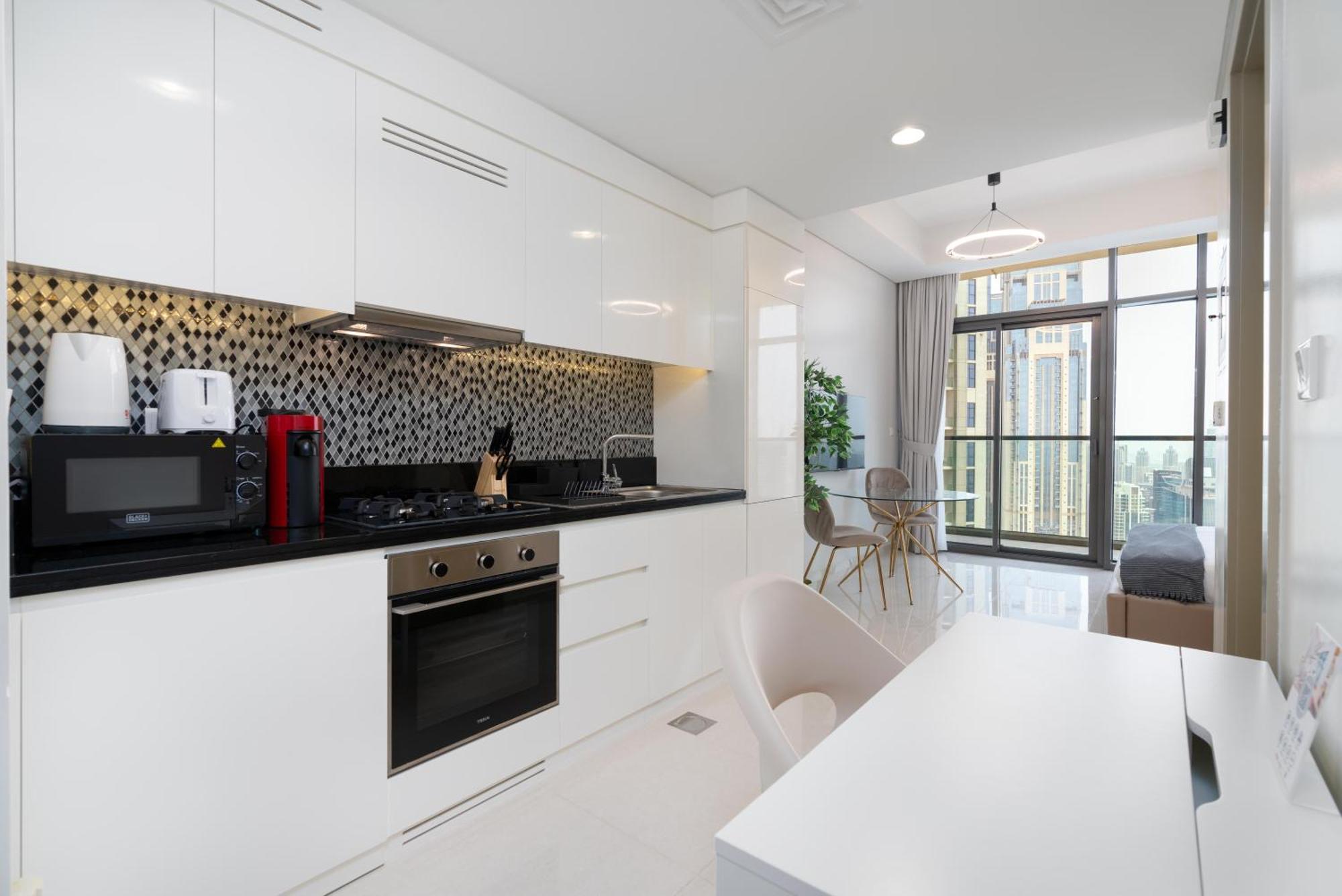 Apartment Lux Aykon Tower I Skyline Canal Views