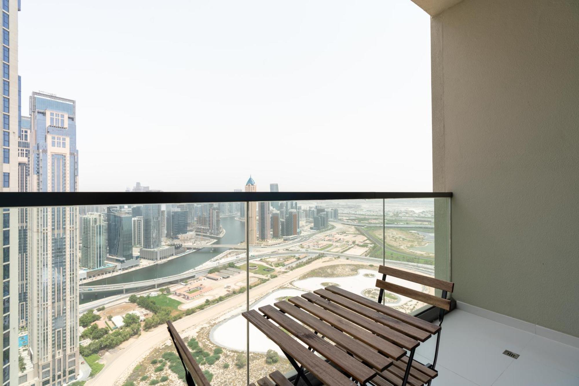 Apartment Lux Aykon Tower I Skyline Canal Views *