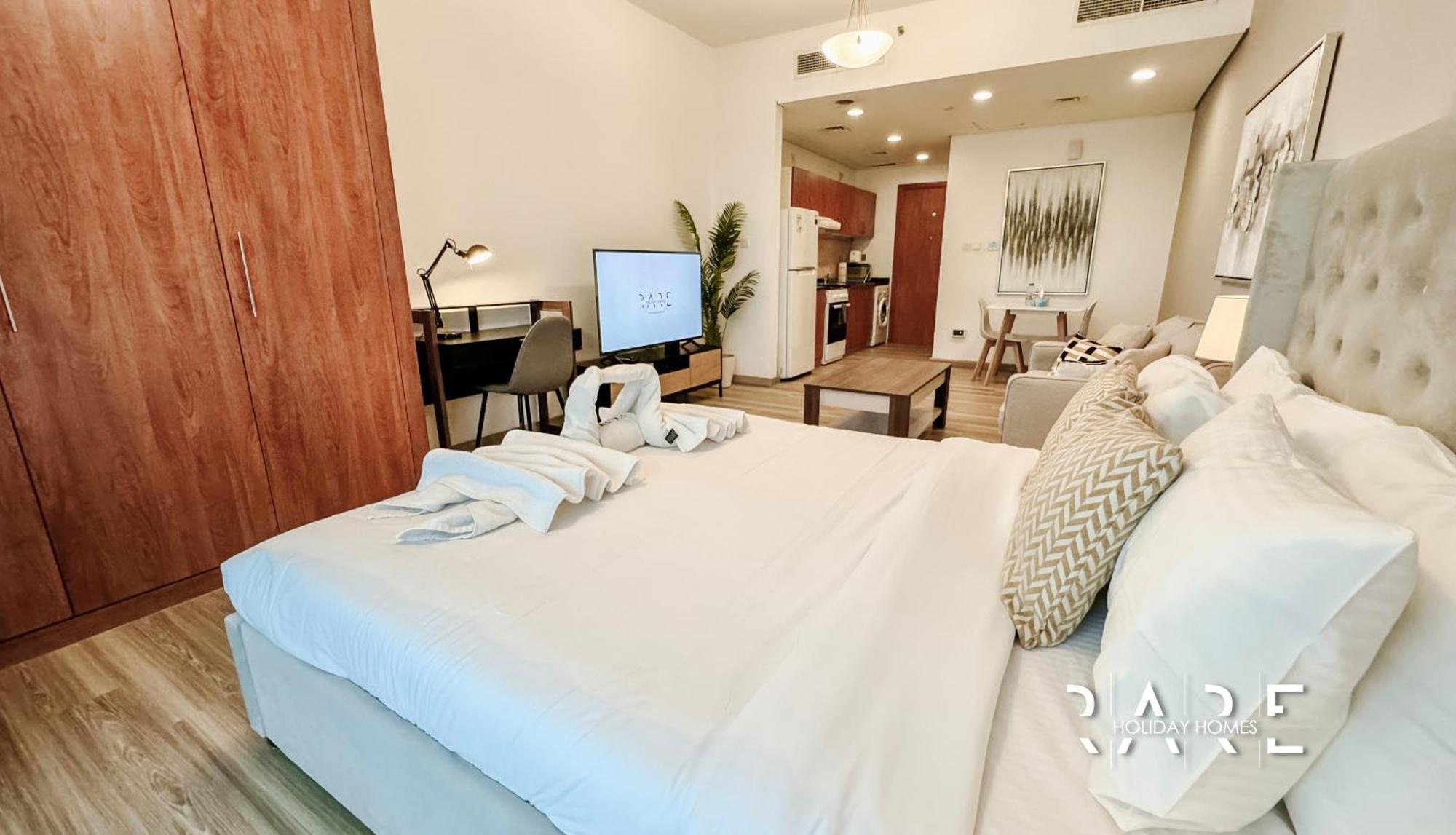 Apartment Rare Homes - View - The Crescent Tower - Production - R1611 Dubai