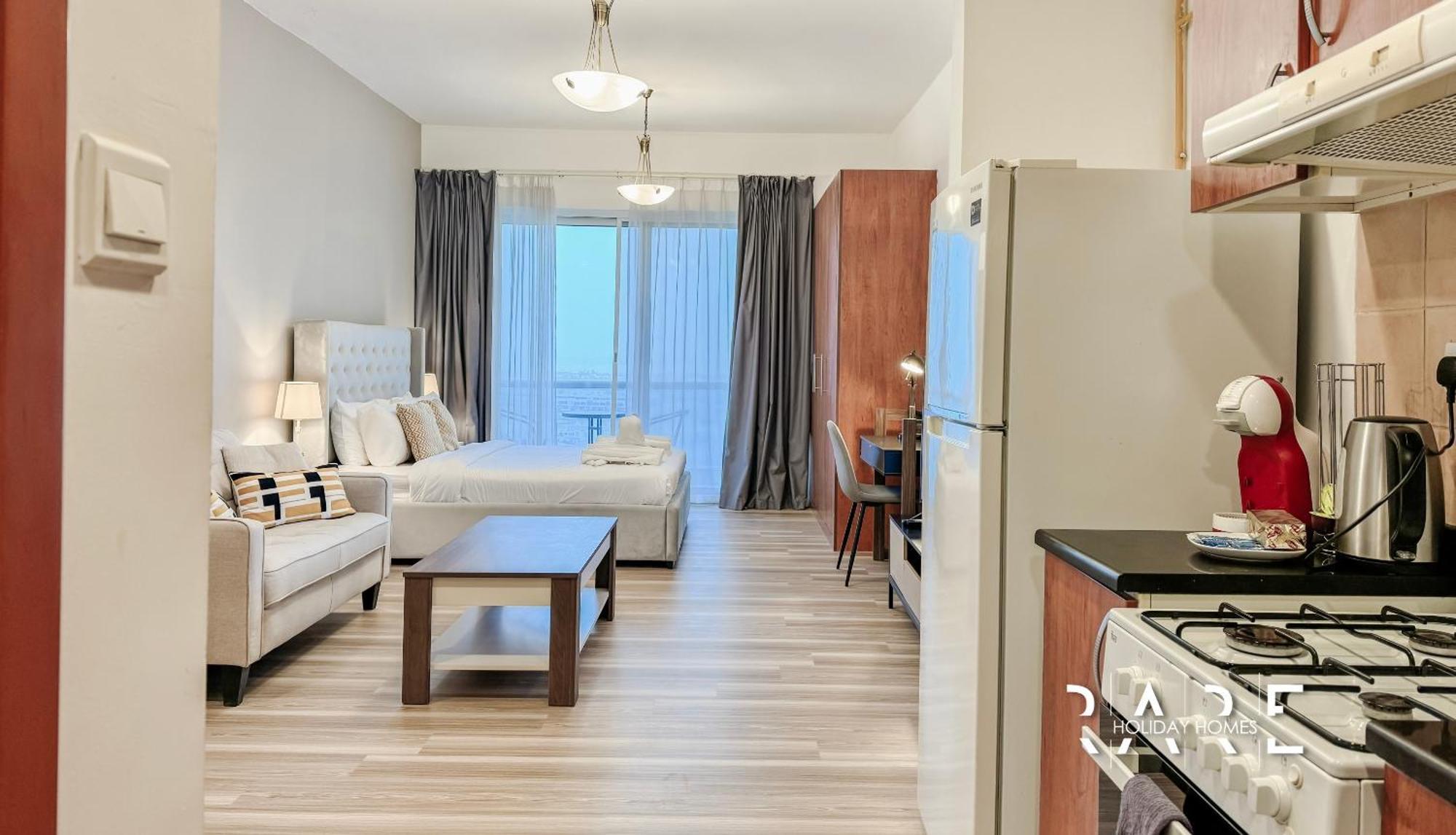 Apartment Rare Homes - View - The Crescent Tower - Production - R1611