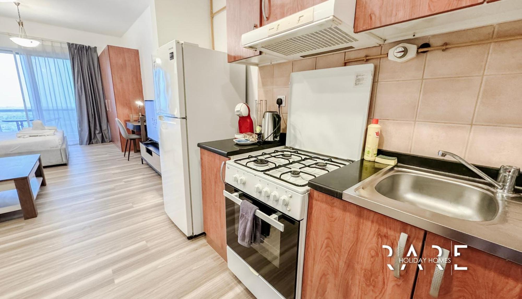 Rare Homes - View - The Crescent Tower - Production - R1611 Apartment Dubai
