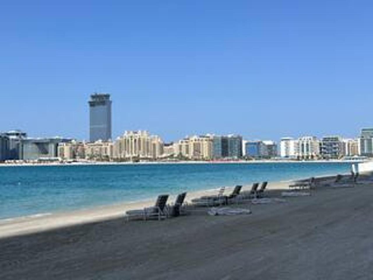 Luxury Seaview 1br With Private Access Dubai