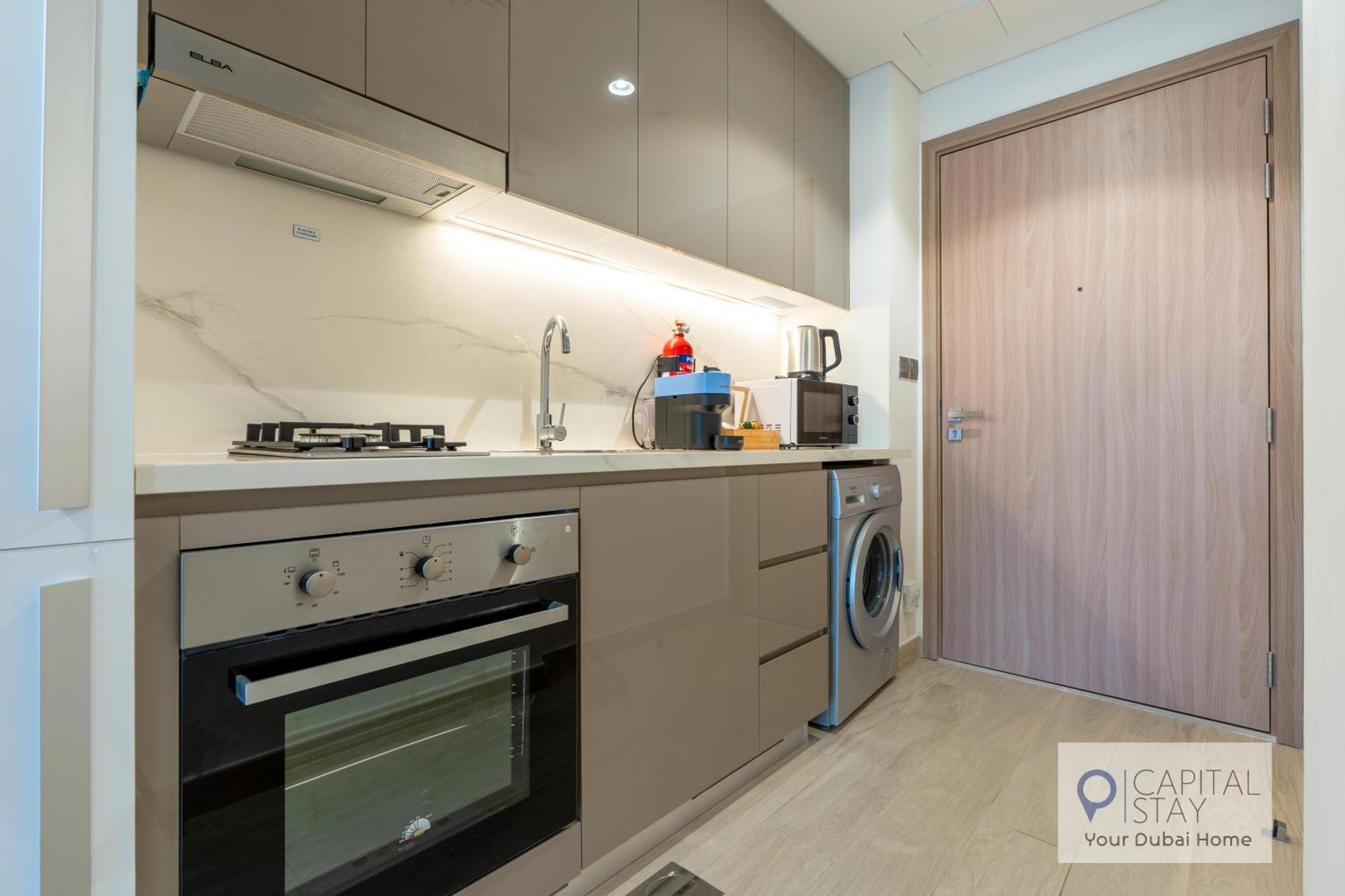 Apartment Cozy In Azizi Riviera Dubai