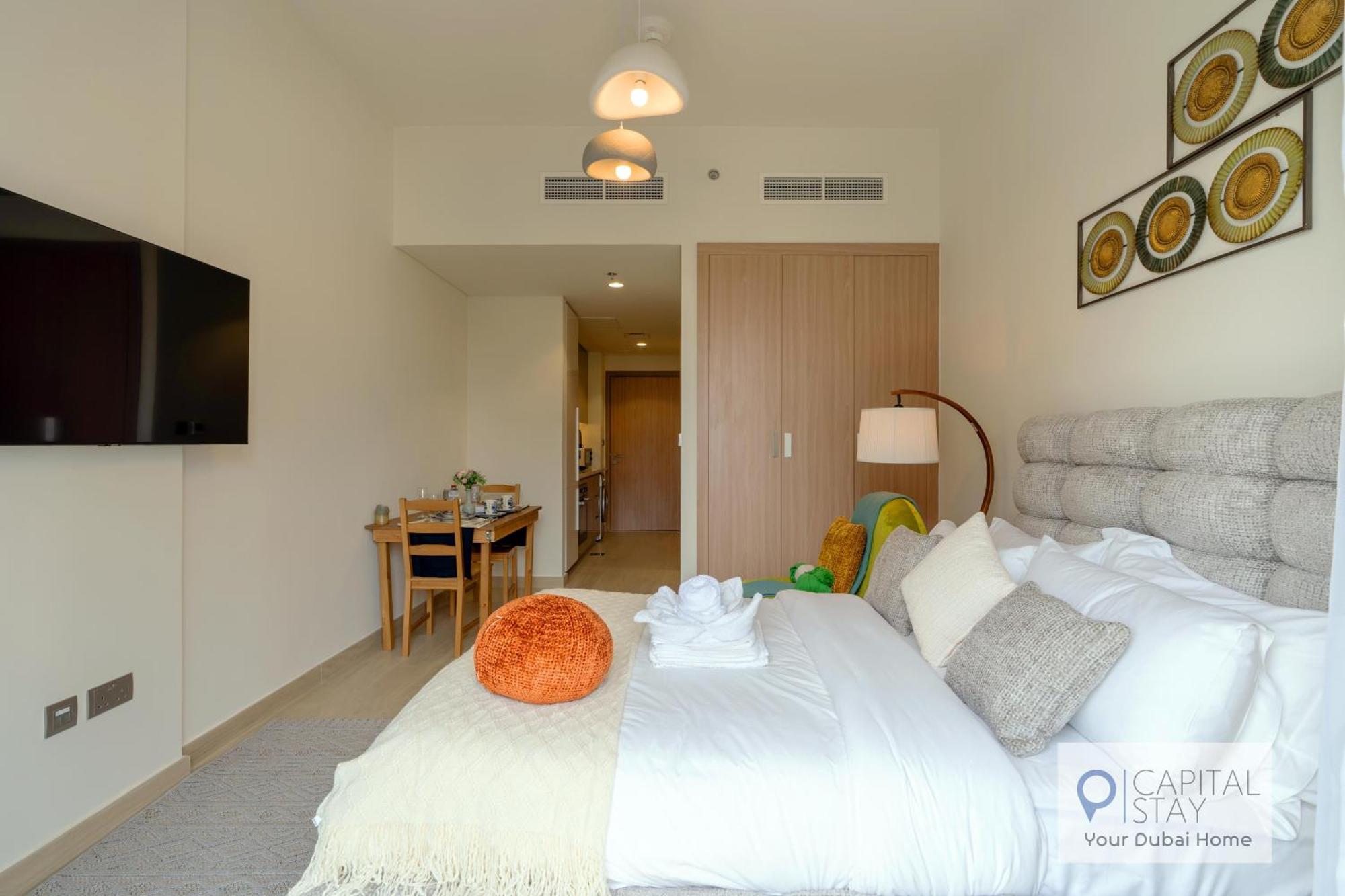 Apartment Cozy In Azizi Riviera Dubai