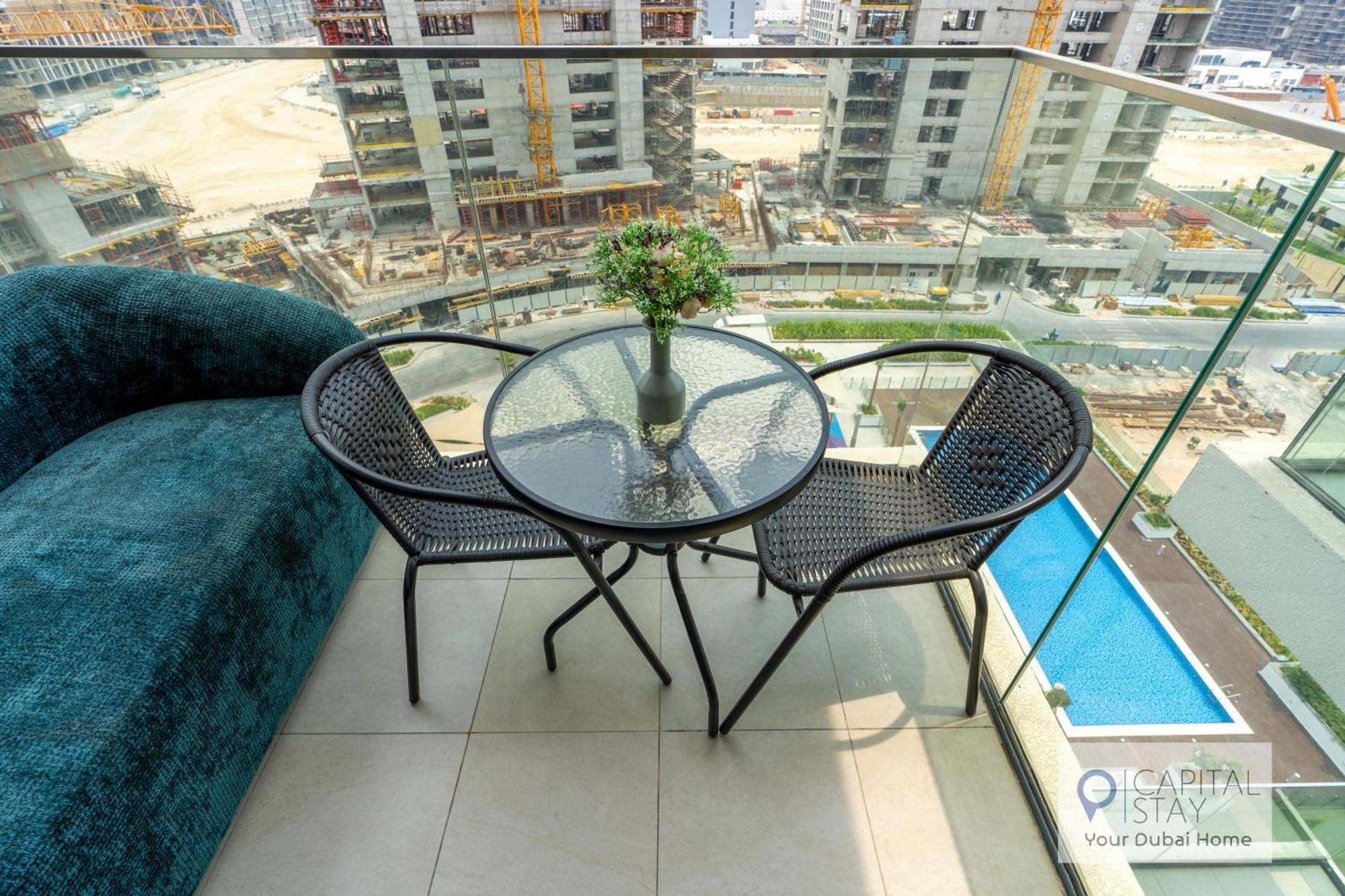 Cozy In Azizi Riviera Apartment Dubai