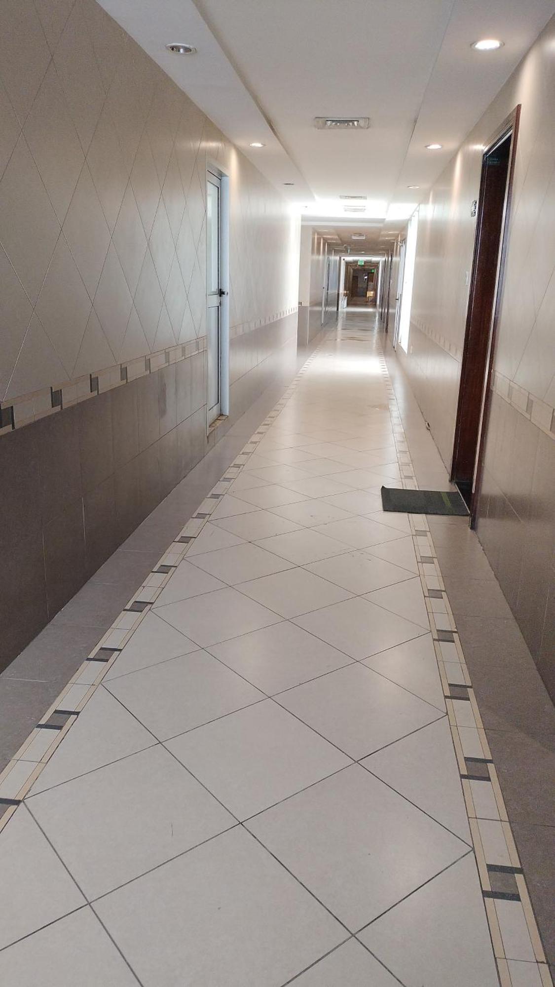 Loft And Full Partition Near Deira Fish Roundabout Metro