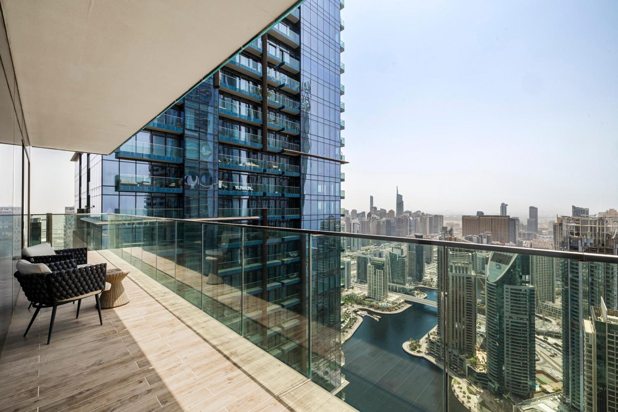 Apartment 2br Marina Gate 3 High Floor Marina View Dubai