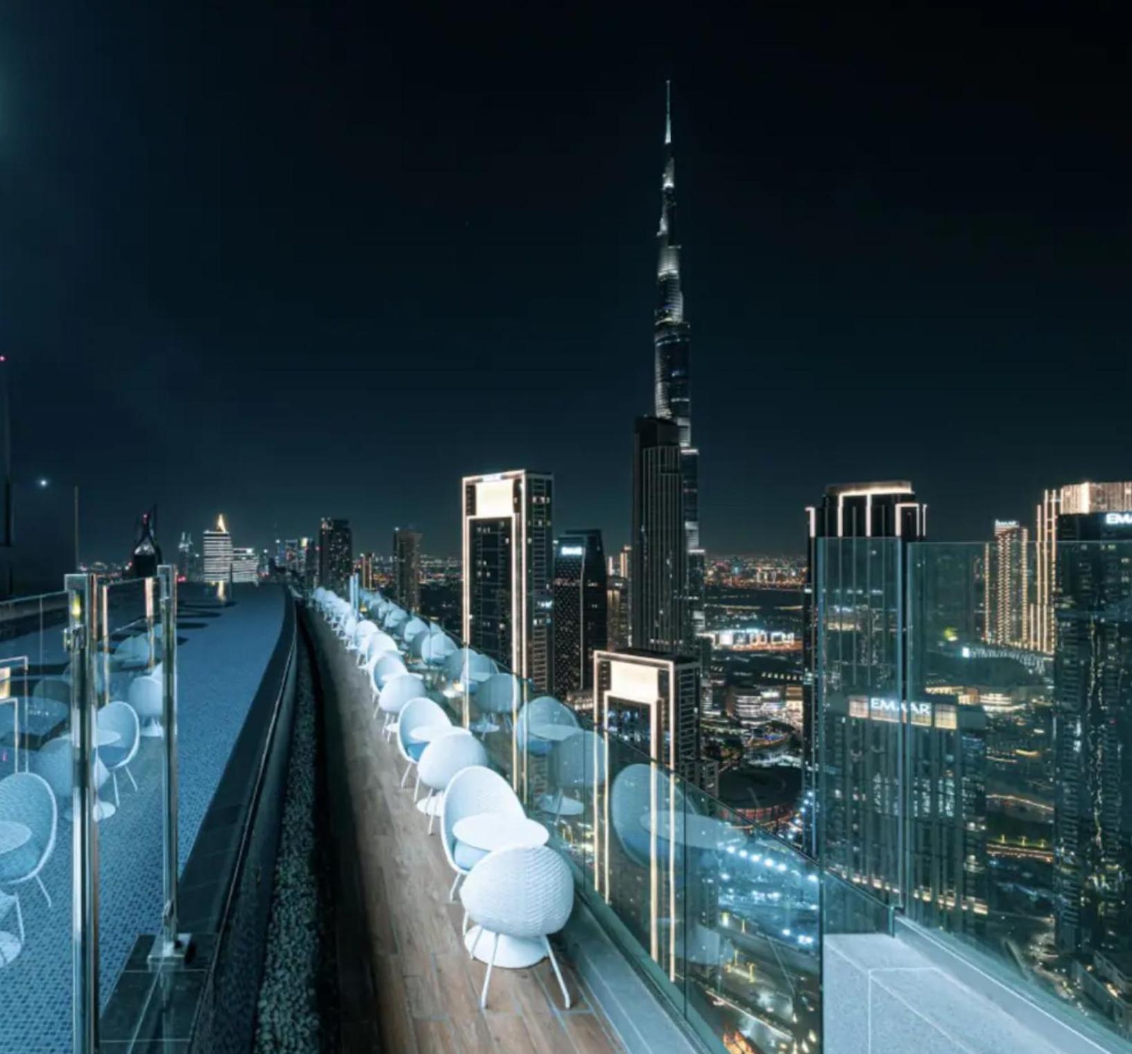 Bright High Floor In A 5 Star Resident Tower W Burj View And Access To 64th Infinity Pool, Gym, Sauna, Spa, Restaurants, Bars And Dubai
