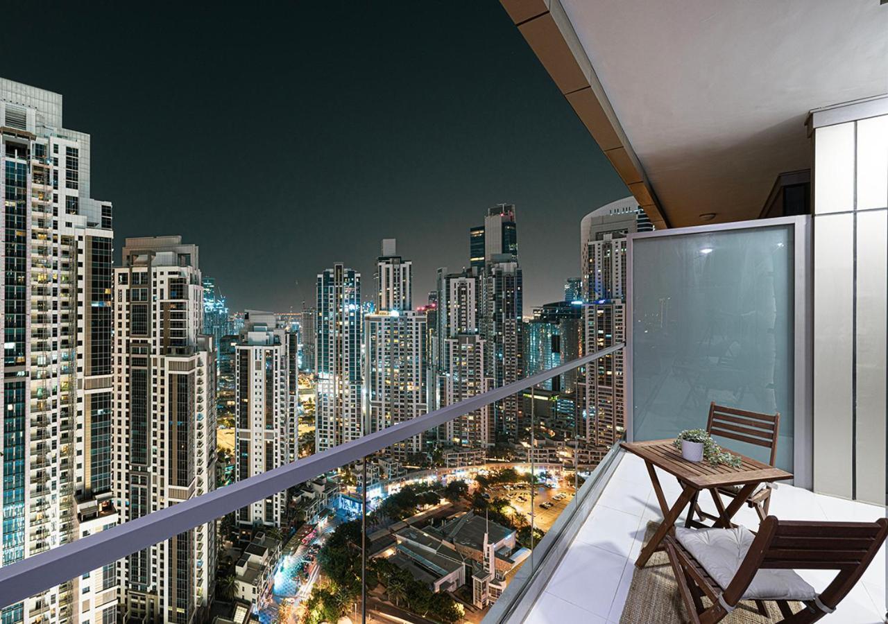 Apartment Bright High Floor In A 5 Star Resident Tower W Burj View And Access To 64th Infinity Pool, Gym, Sauna, Spa, Restaurants, Bars And Dubai
