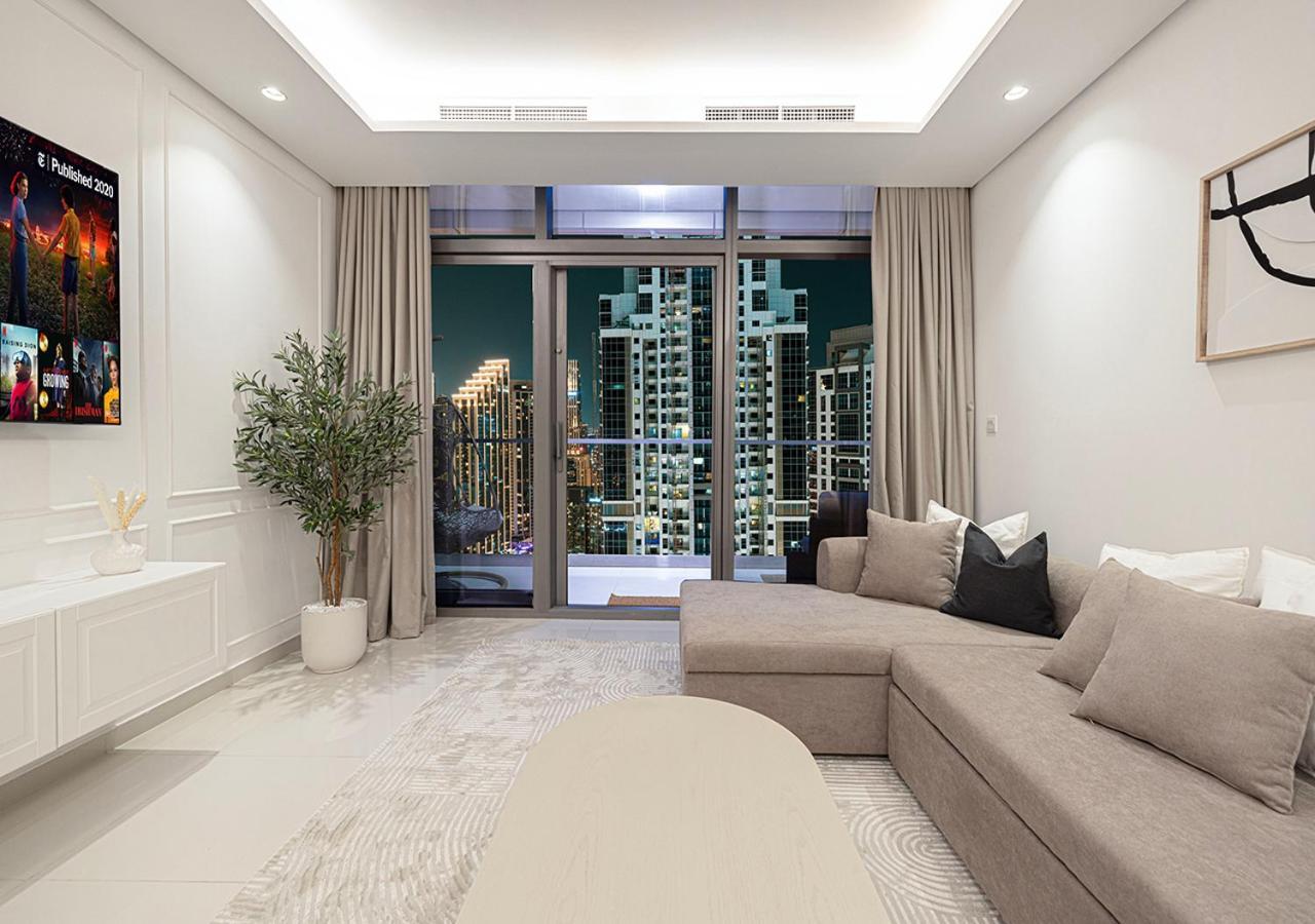 Bright High Floor In A 5 Star Resident Tower W Burj View And Access To 64th Infinity Pool, Gym, Sauna, Spa, Restaurants, Bars And Apartment *