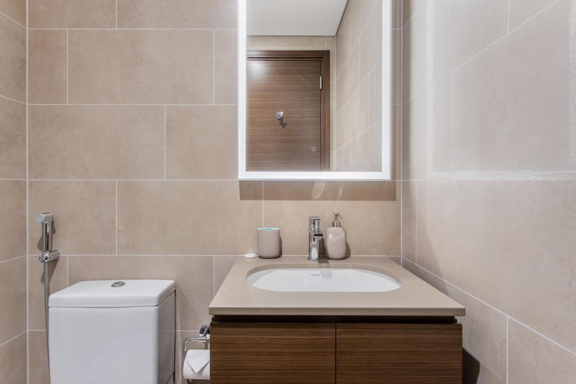 By Latinem Luxury 2br Cvr B1705 Near Burj Khalifa Apartment *