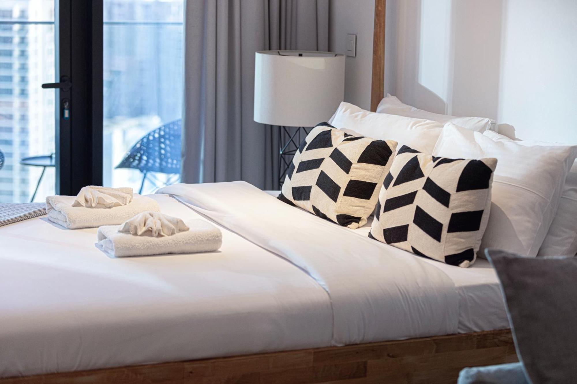 Elegant - 5 Minutes From Downtown *