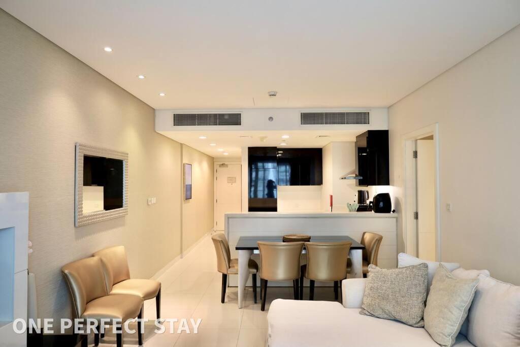 Family 3br Business Bay Pool & Gym Dubai