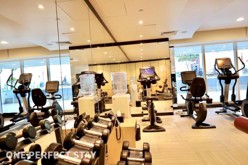 Family 3br Business Bay Pool & Gym Apartment *