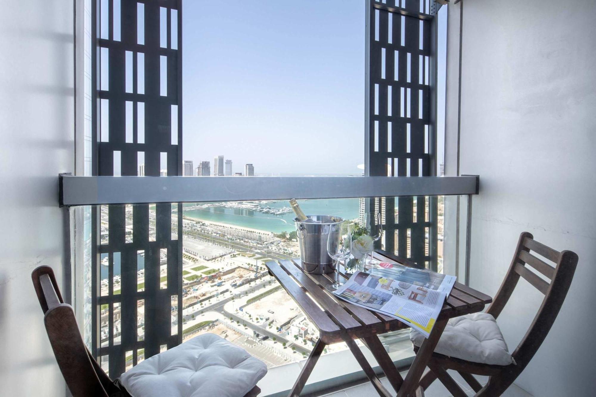 Apartment Frank Porter - Cayan Tower