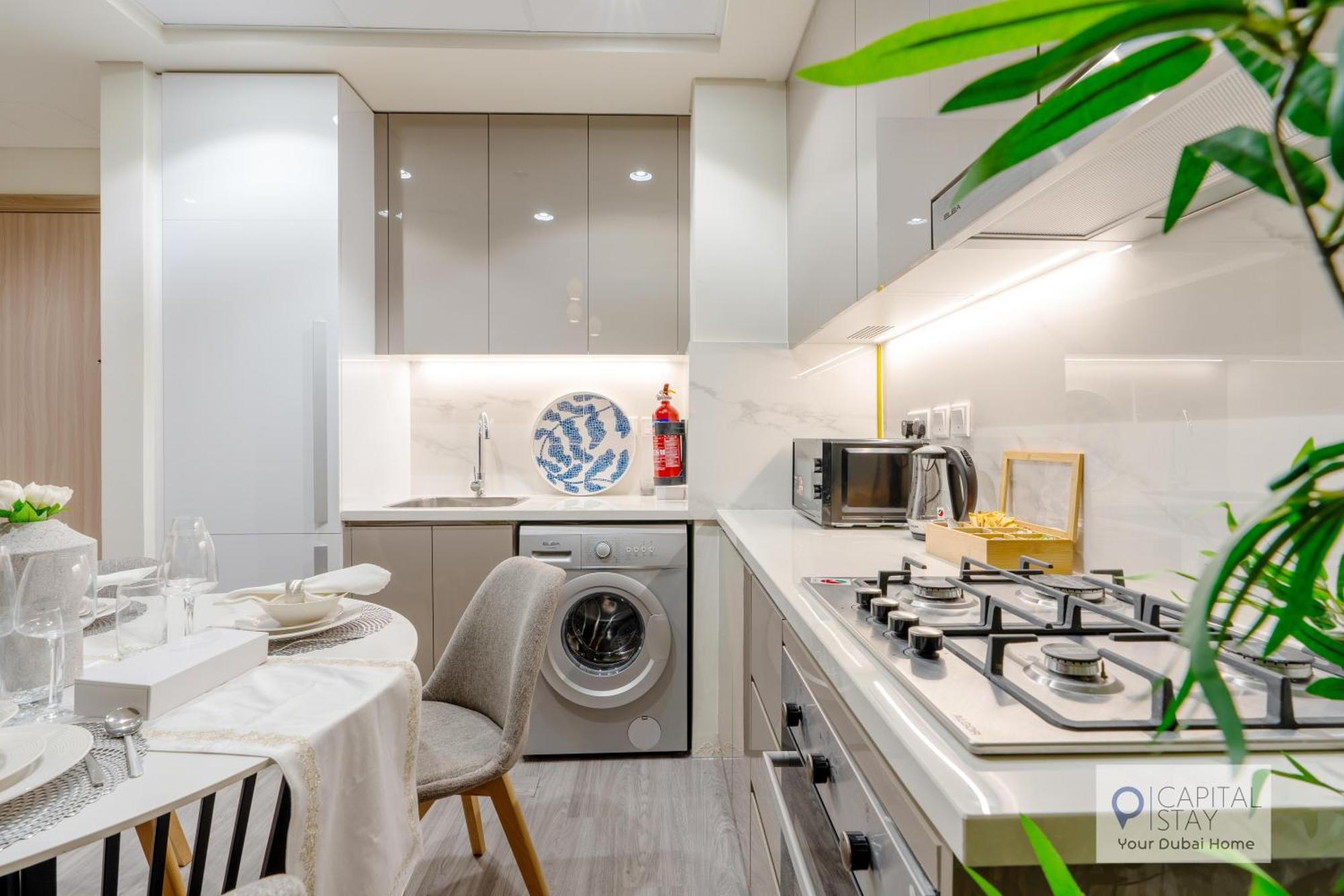 Cozy In Azizi Riviera Apartment *