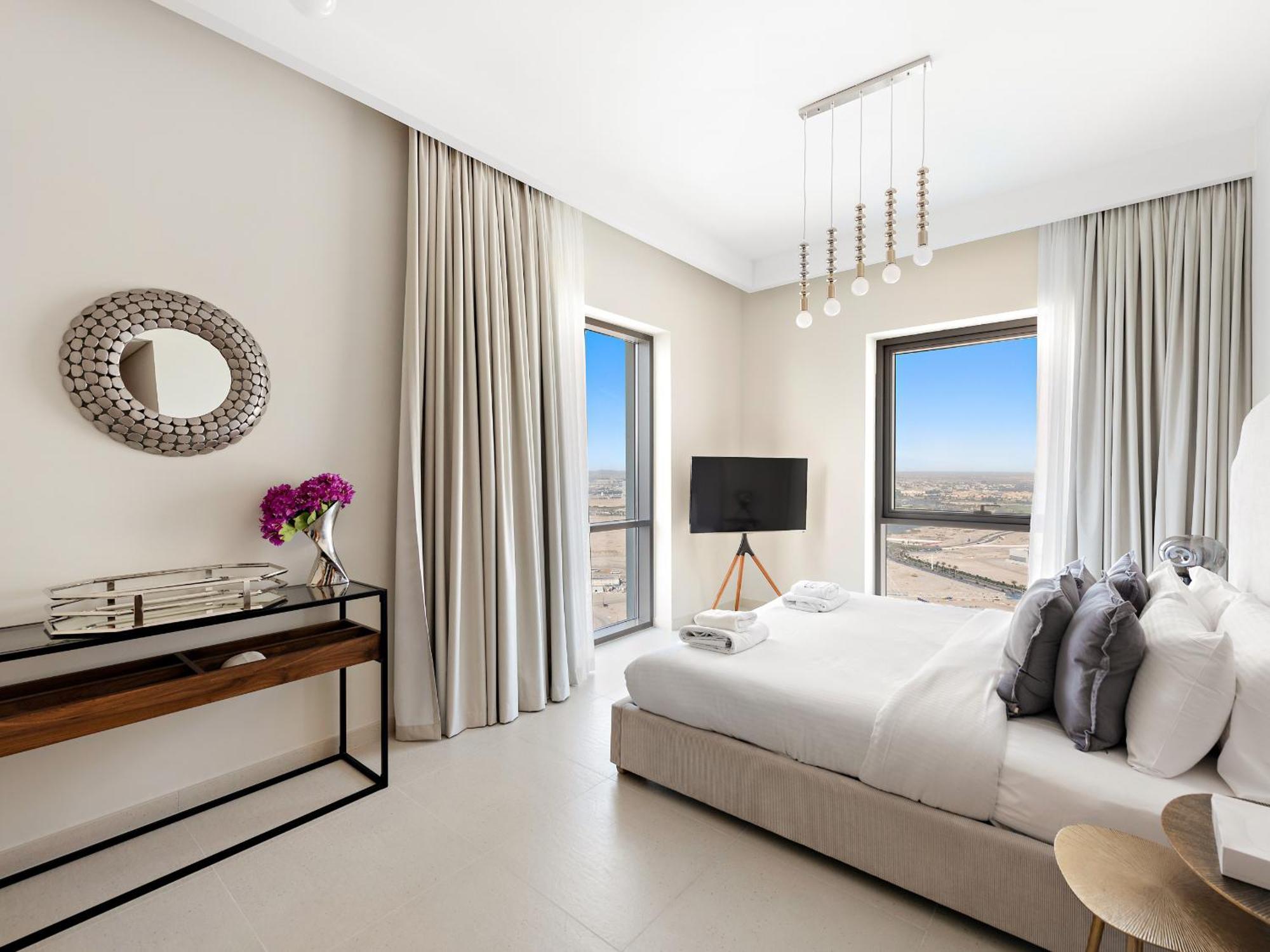 Contemporary 3 Bedroom Plus Guest In Vida Creek Beach * Dubai