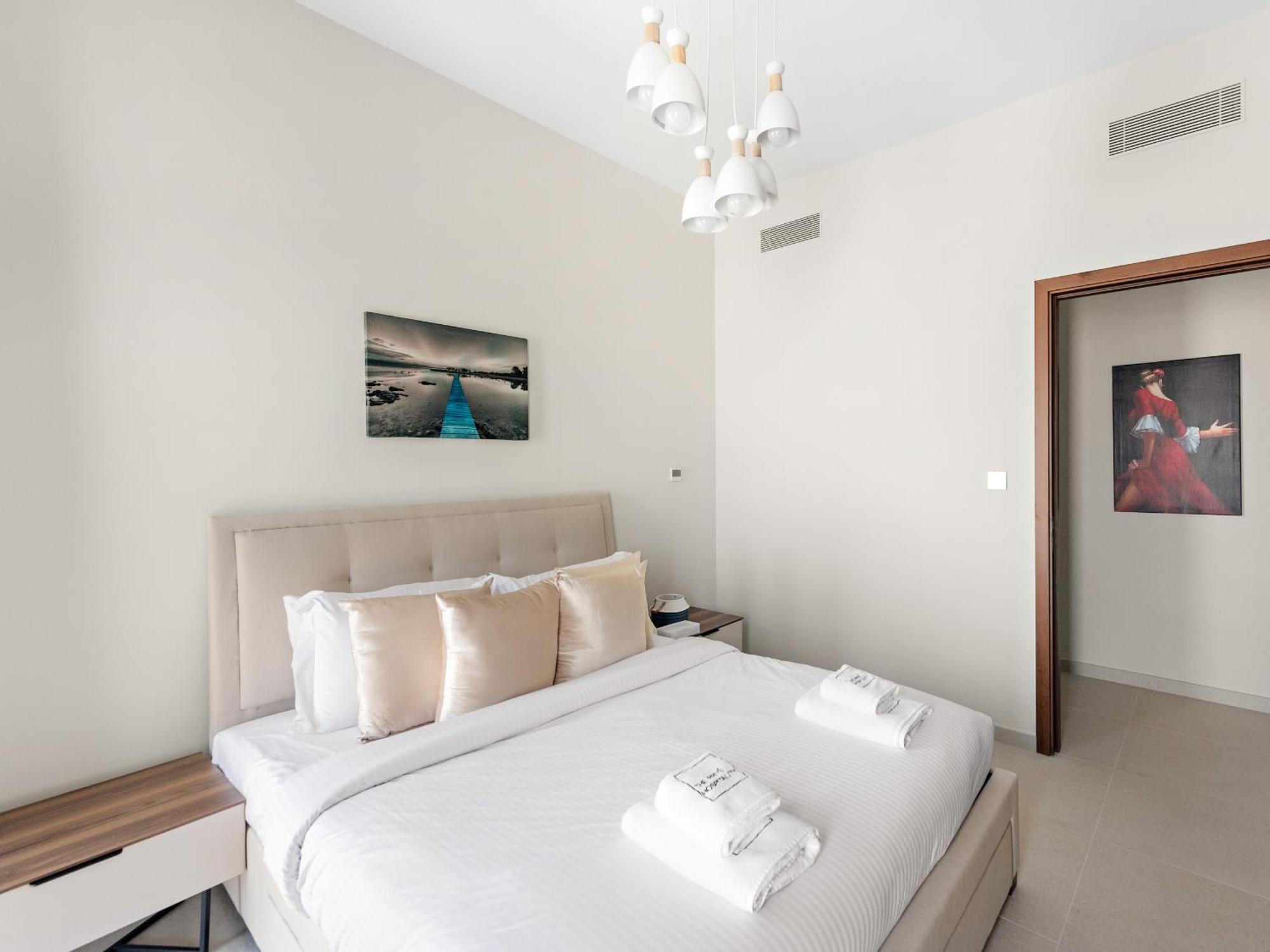 Apartment Contemporary 3 Bedroom Plus Guest In Vida Creek Beach Dubai