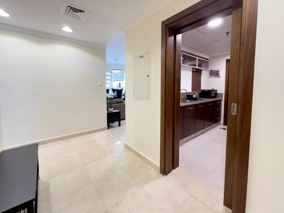 Dar Vacation - Charming 2br In Marina Dubai