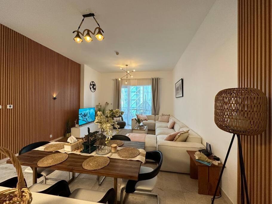 Cozy 2bhk With Marina Views * Dubai