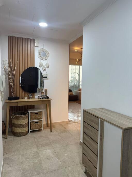 Apartment Cozy 2bhk With Marina Views *