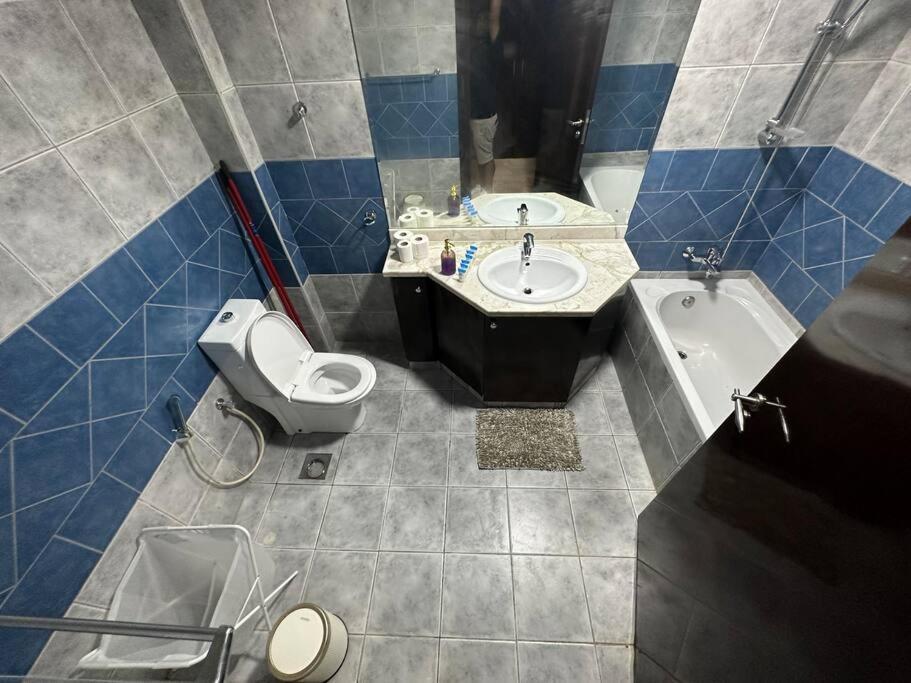 Cozy 2bhk With Marina Views *