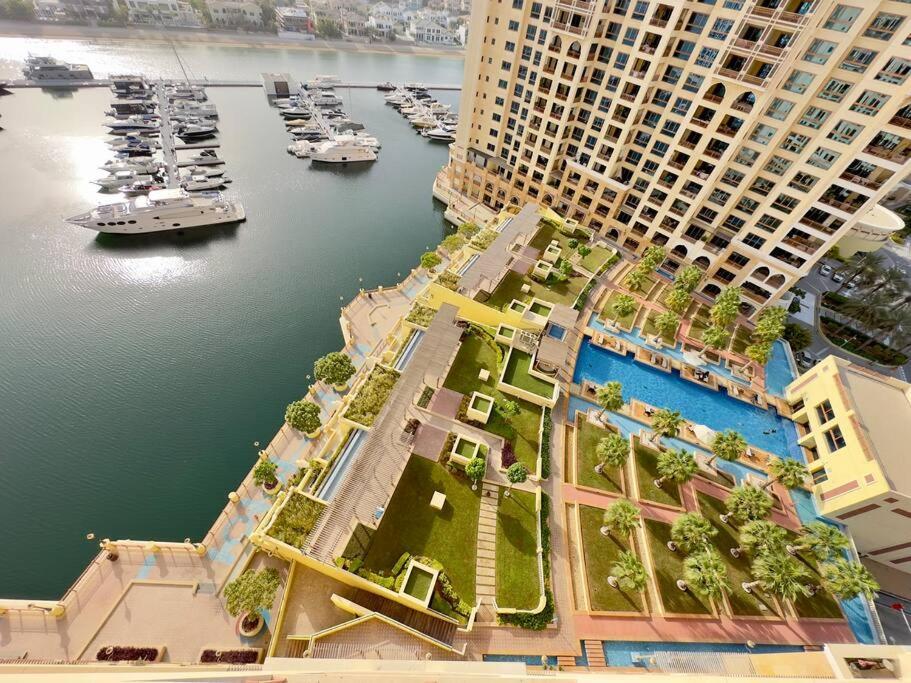 Dar Vacation -luxury Spacious 2br In Palm Jumeirah Apartment