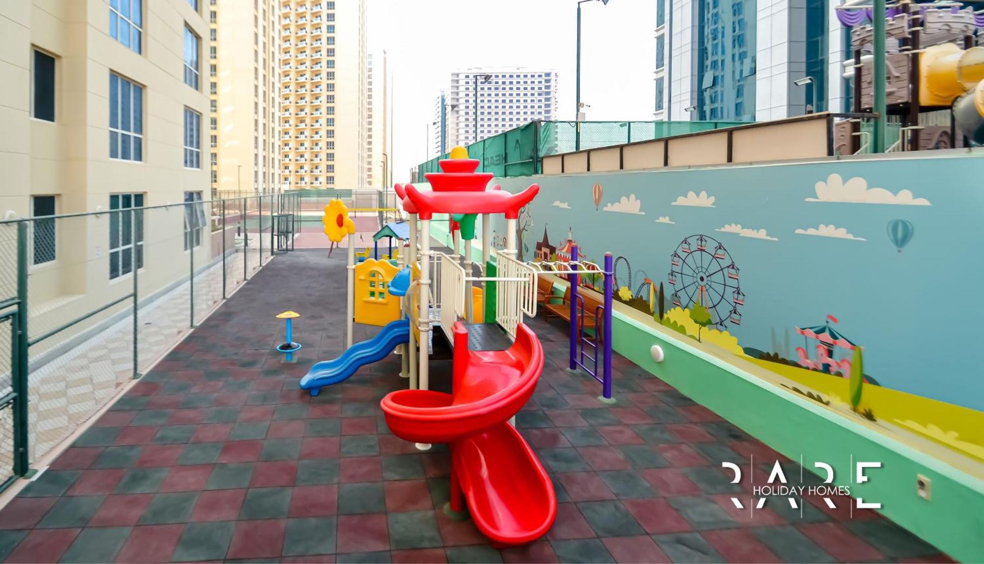 Apartment Rare Homes - View - The Crescent Tower - Production - R1611