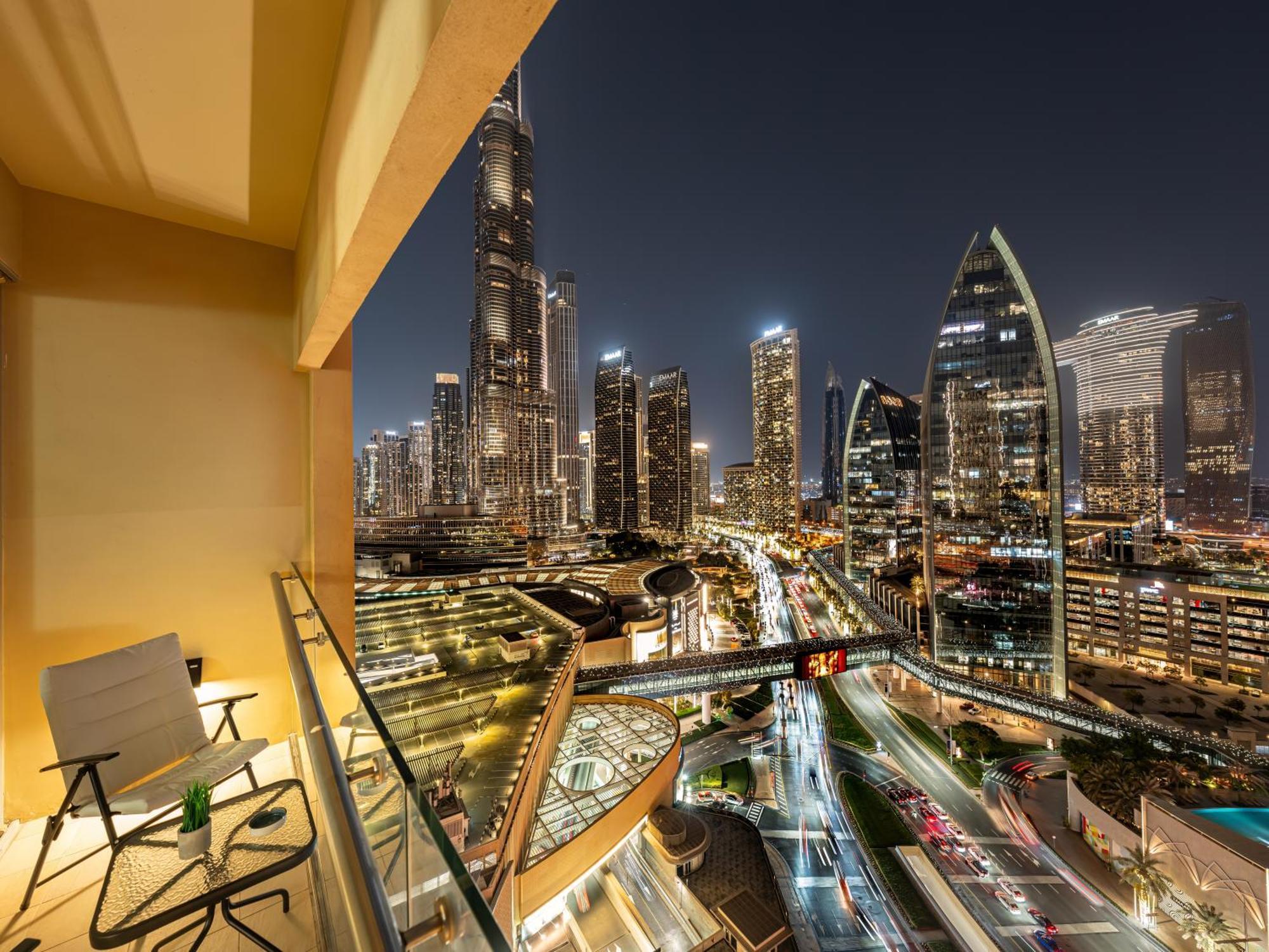 Apartment Haven Kempenski Mall Access Super Luxurious Dubai