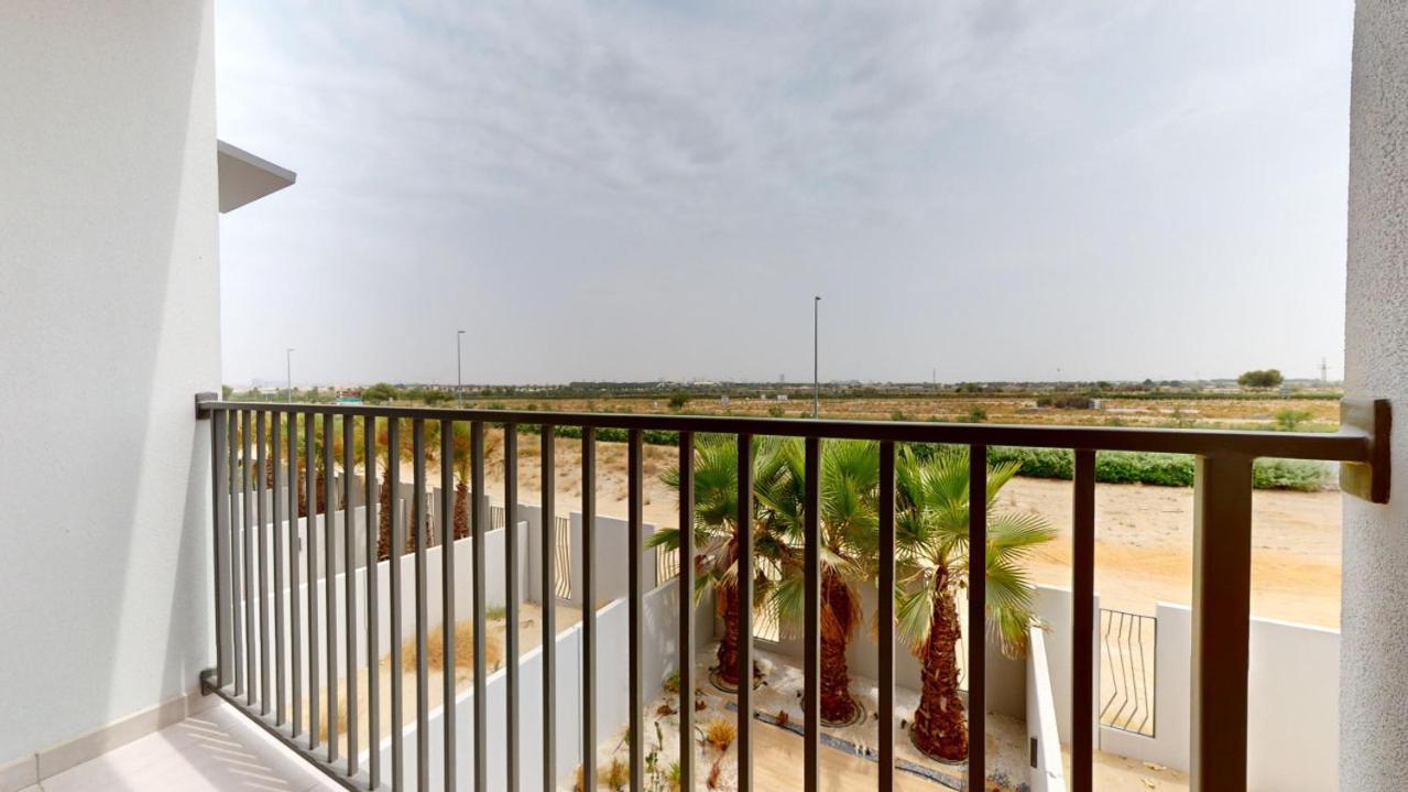 Mag Arabic - Elegant Two Bedroom In Mbr Apartment *