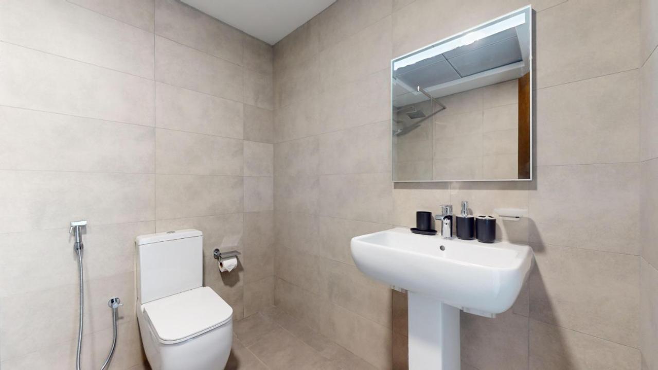 Uni Estate Supreme Residences - Chic One Bedroom Apartment Dubai