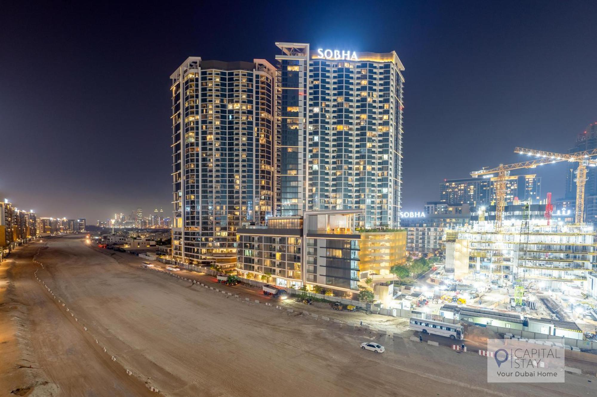 Cozy In Azizi Riviera Dubai