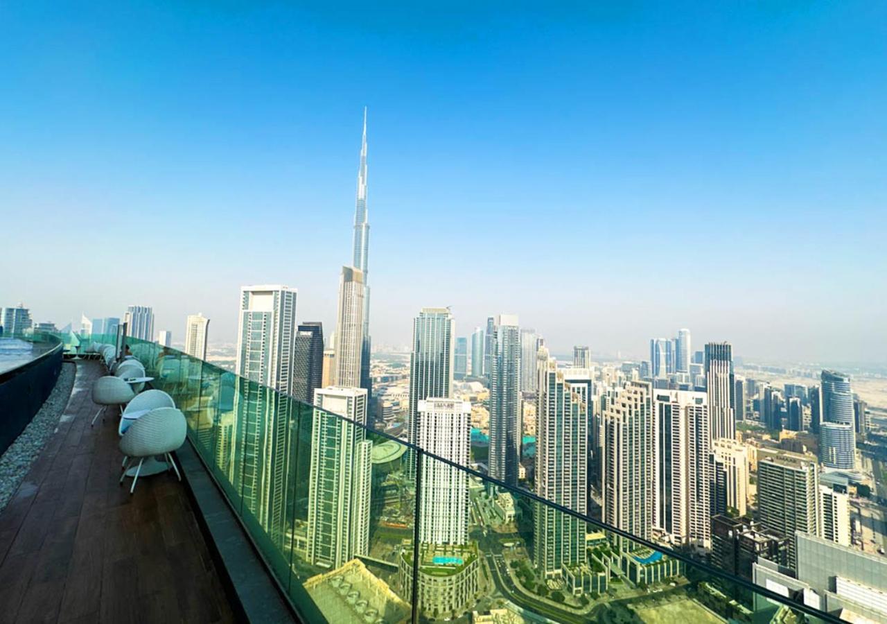 Spectacular Views On The 55th Floor & Infinity Pool Dubai