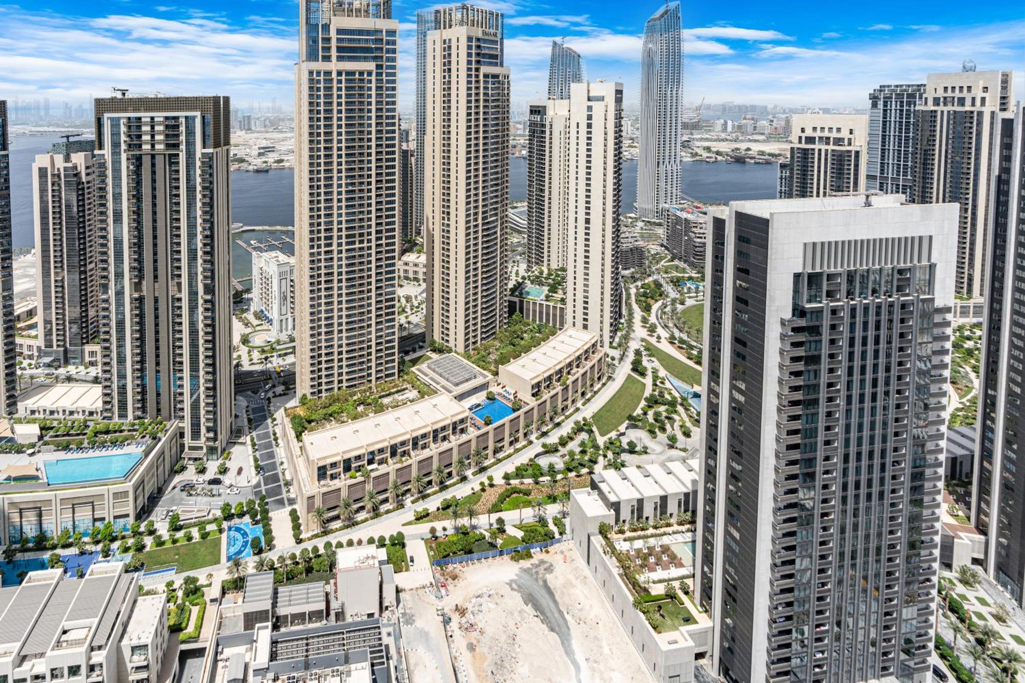 Stunning In Palace Residences On 41st Floor *