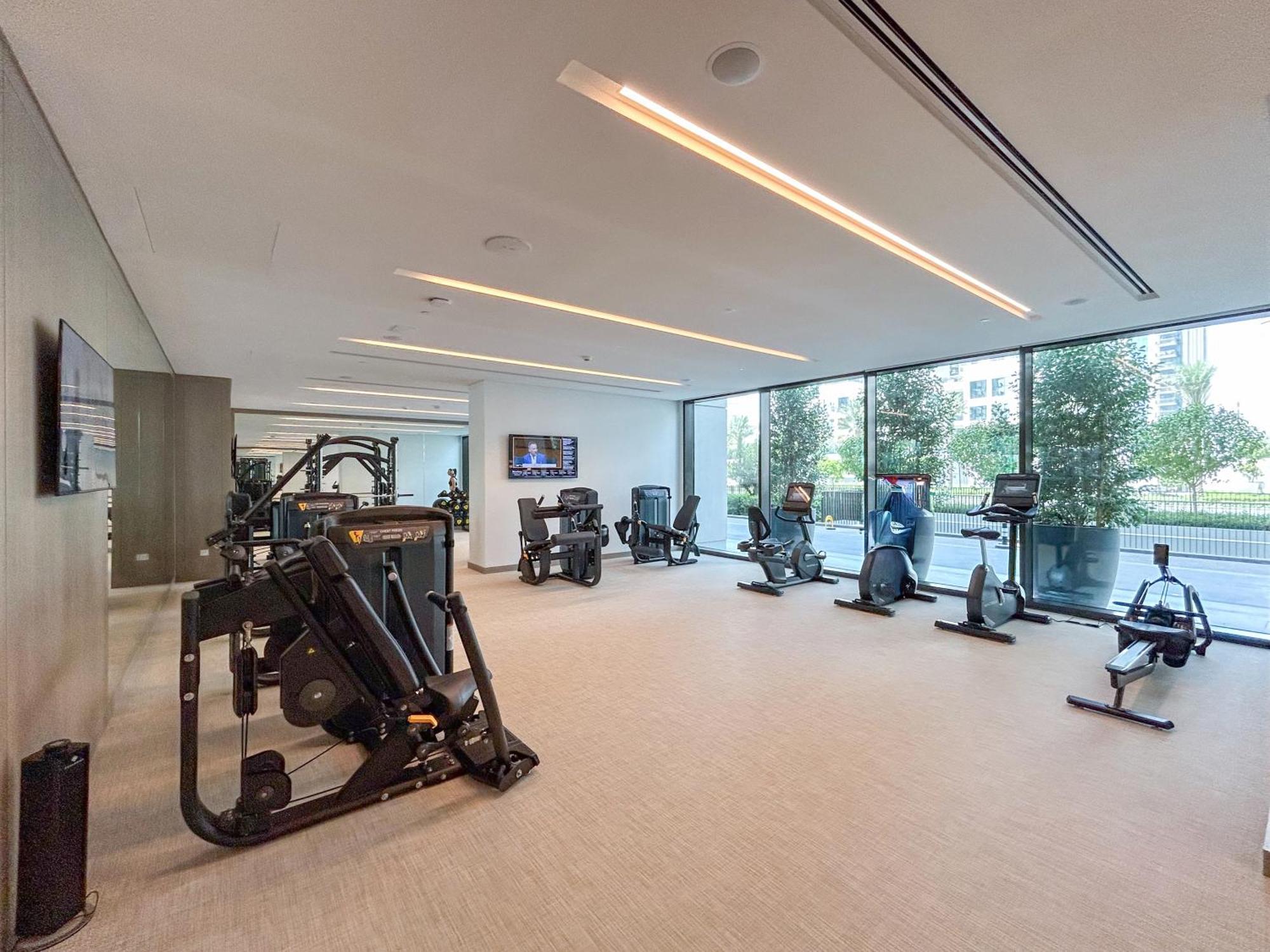 Stunning In Palace Residences On 41st Floor * Dubai