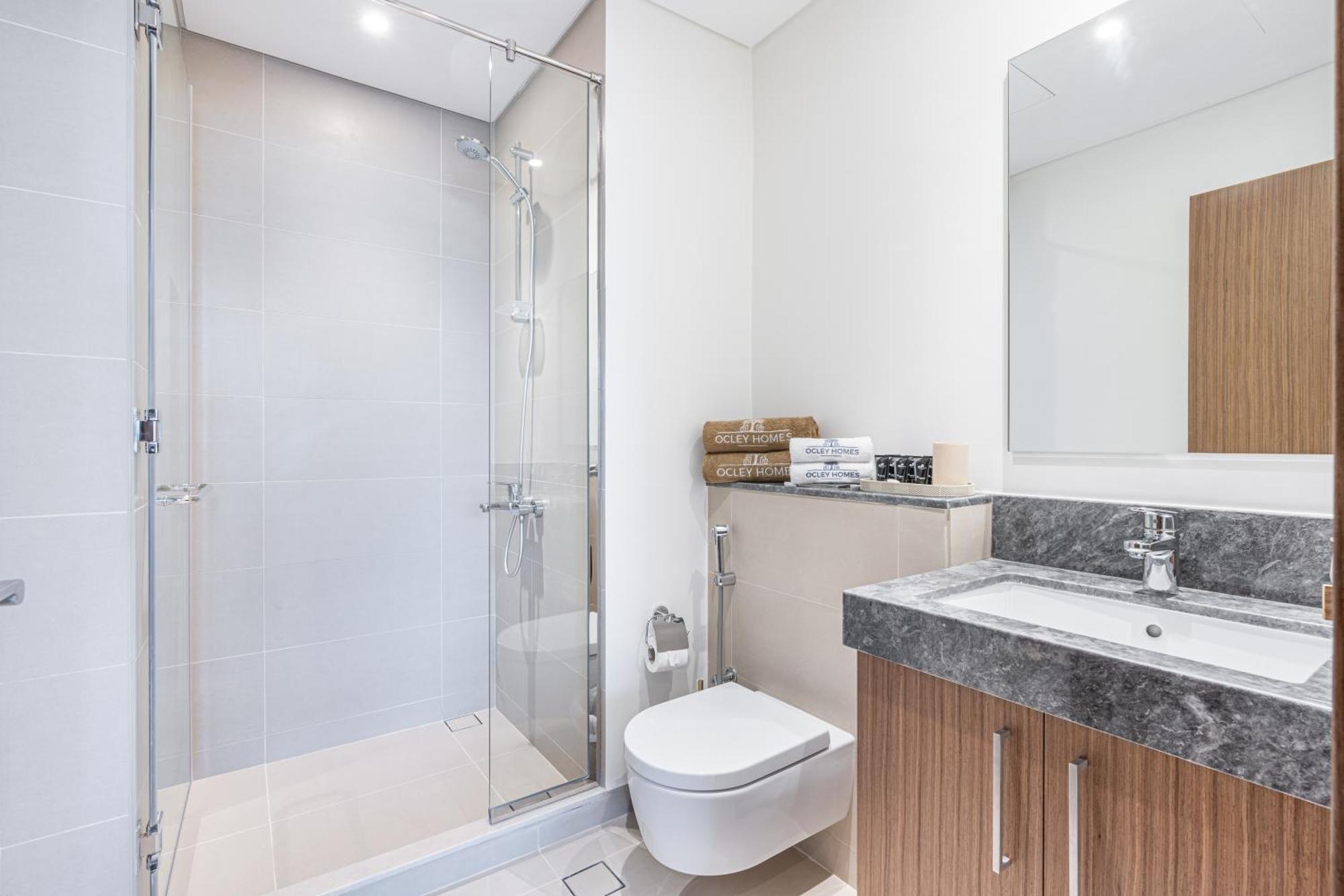 Luxurious 2br With Stunning Marina Skyline View *