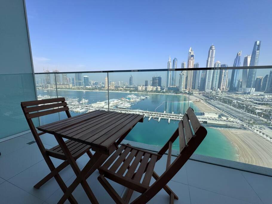 2 Bed - Sunrise Bay Views Apartment
