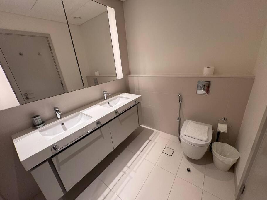 2 Bed - Sunrise Bay Views * Dubai