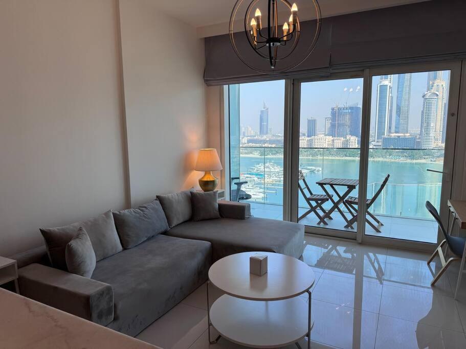 Apartment 2 Bed - Sunrise Bay Views