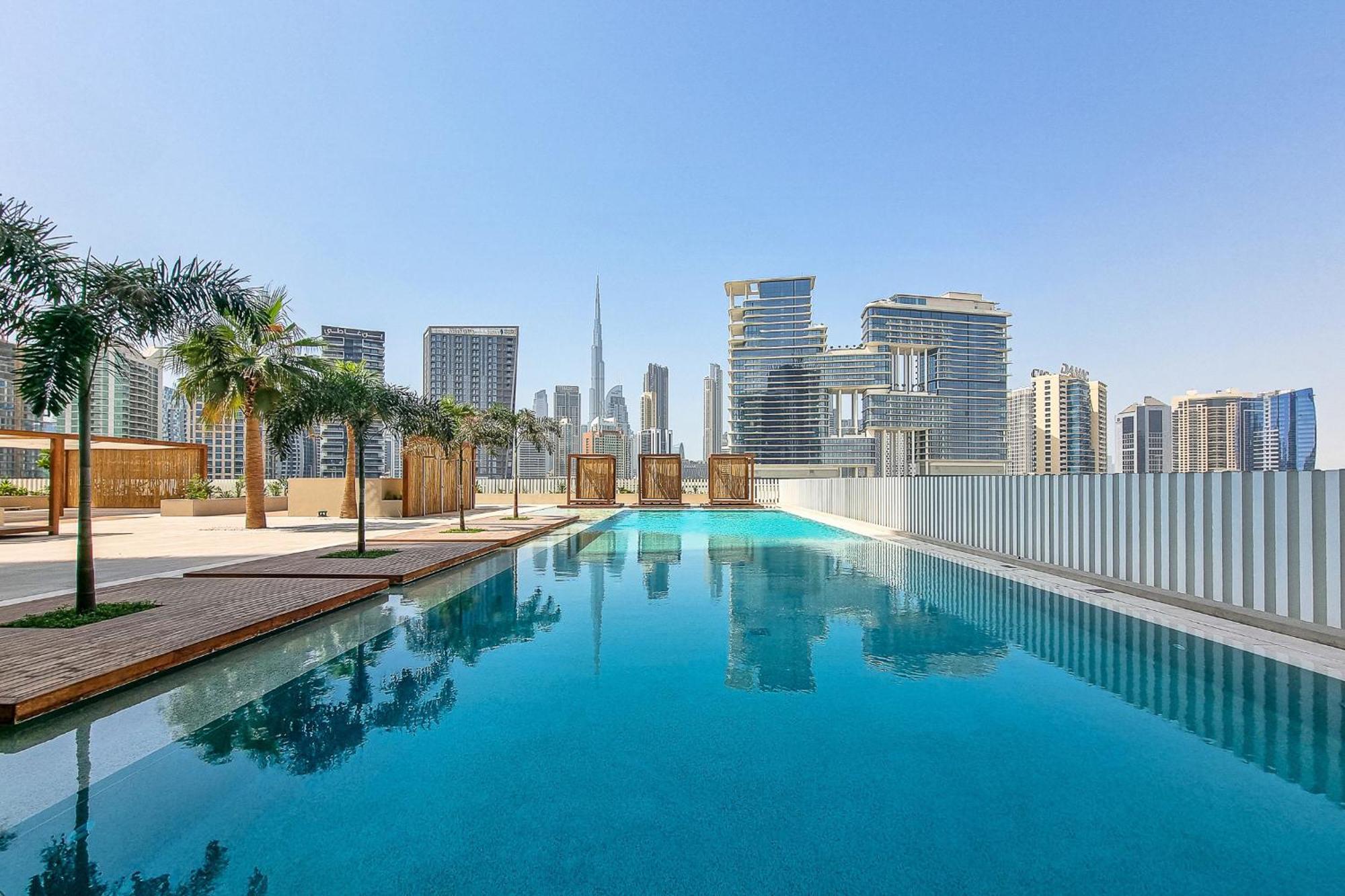 Alh Vacay - With Balcony And Burj View In Upside * Dubai