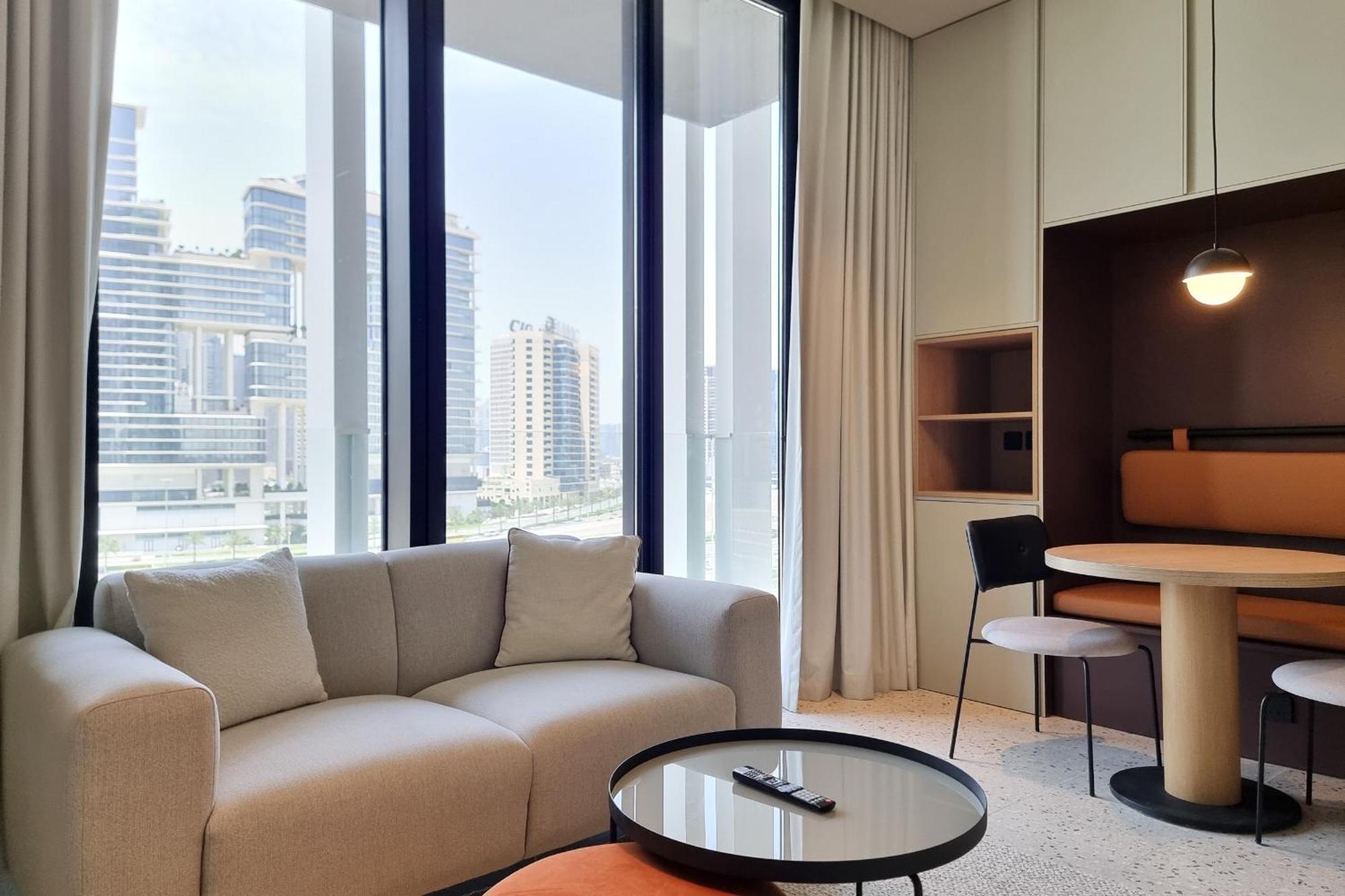 Alh Vacay - With Balcony And Burj View In Upside Apartment *