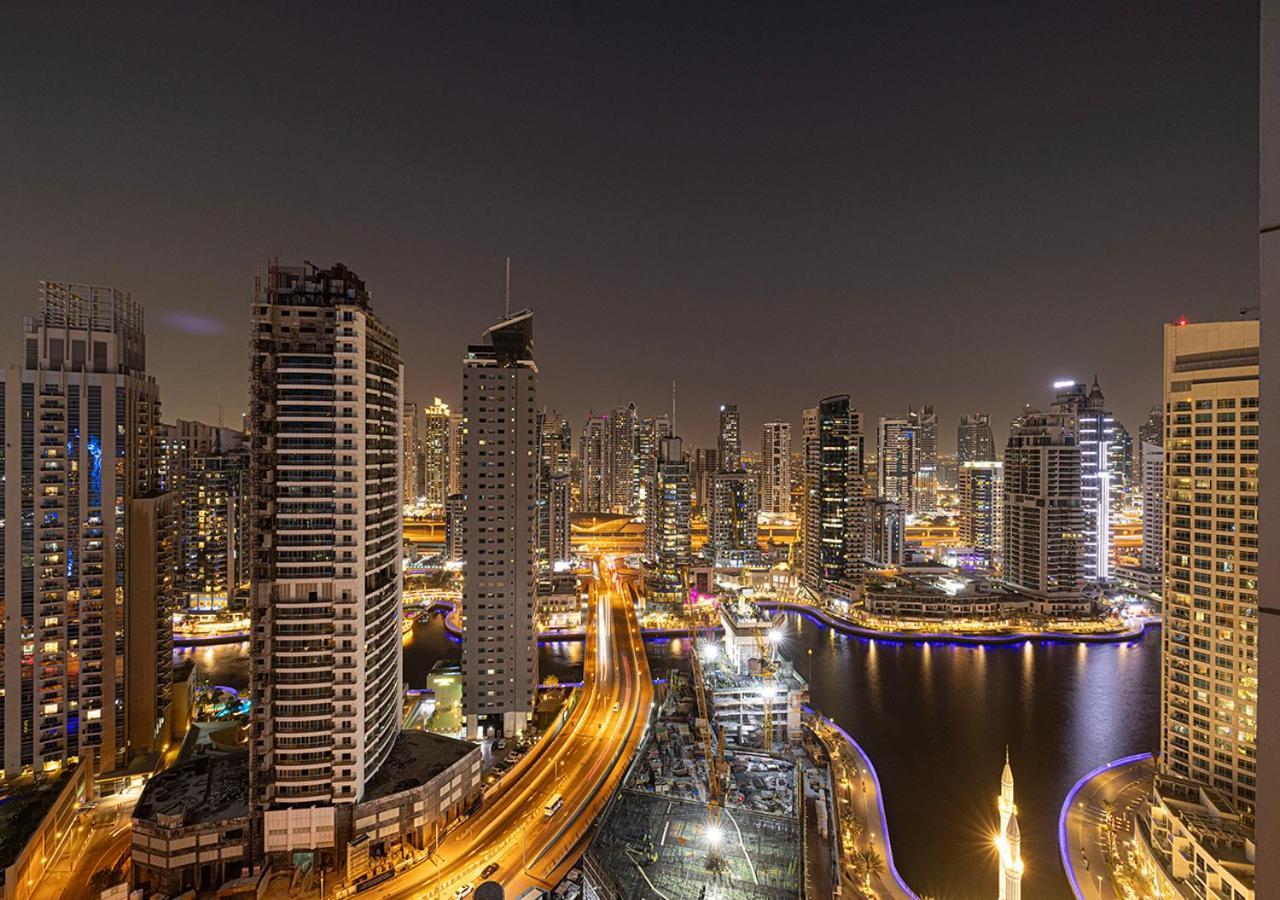 Modern 4br With Balcony And Scenic Marina Views Apartment