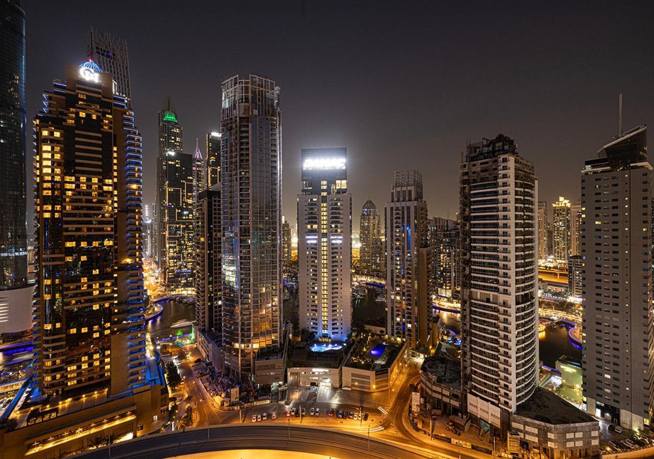 Modern 4br With Balcony And Scenic Marina Views Dubai