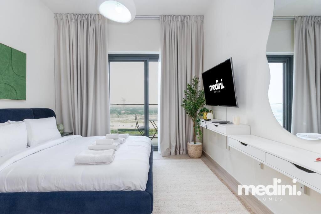 Cozy In Azizi Riviera - Dubai