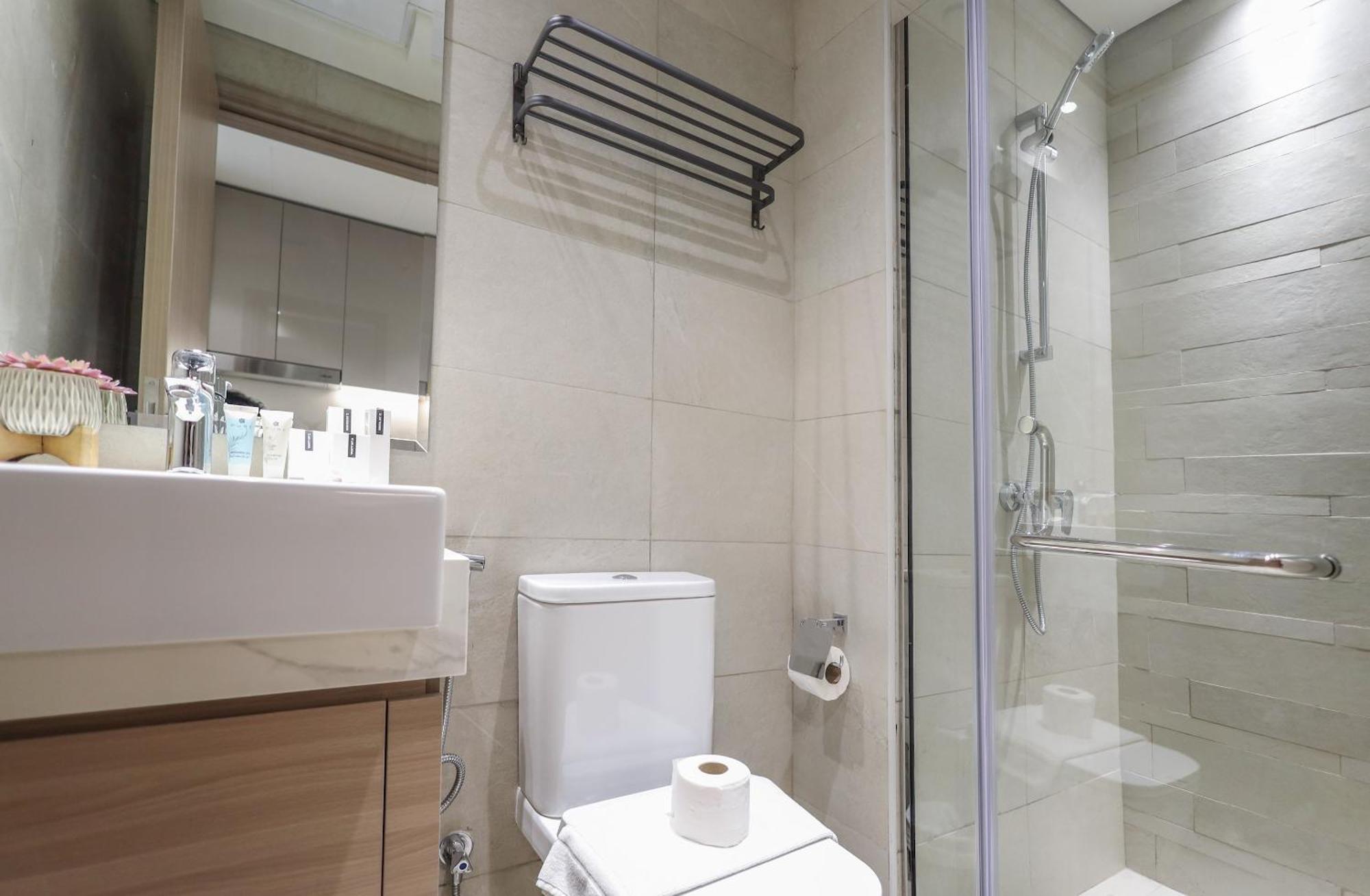 Apartment Elite Lux Homes - Contemporary Comfort - In Azizi Riviera Dubai