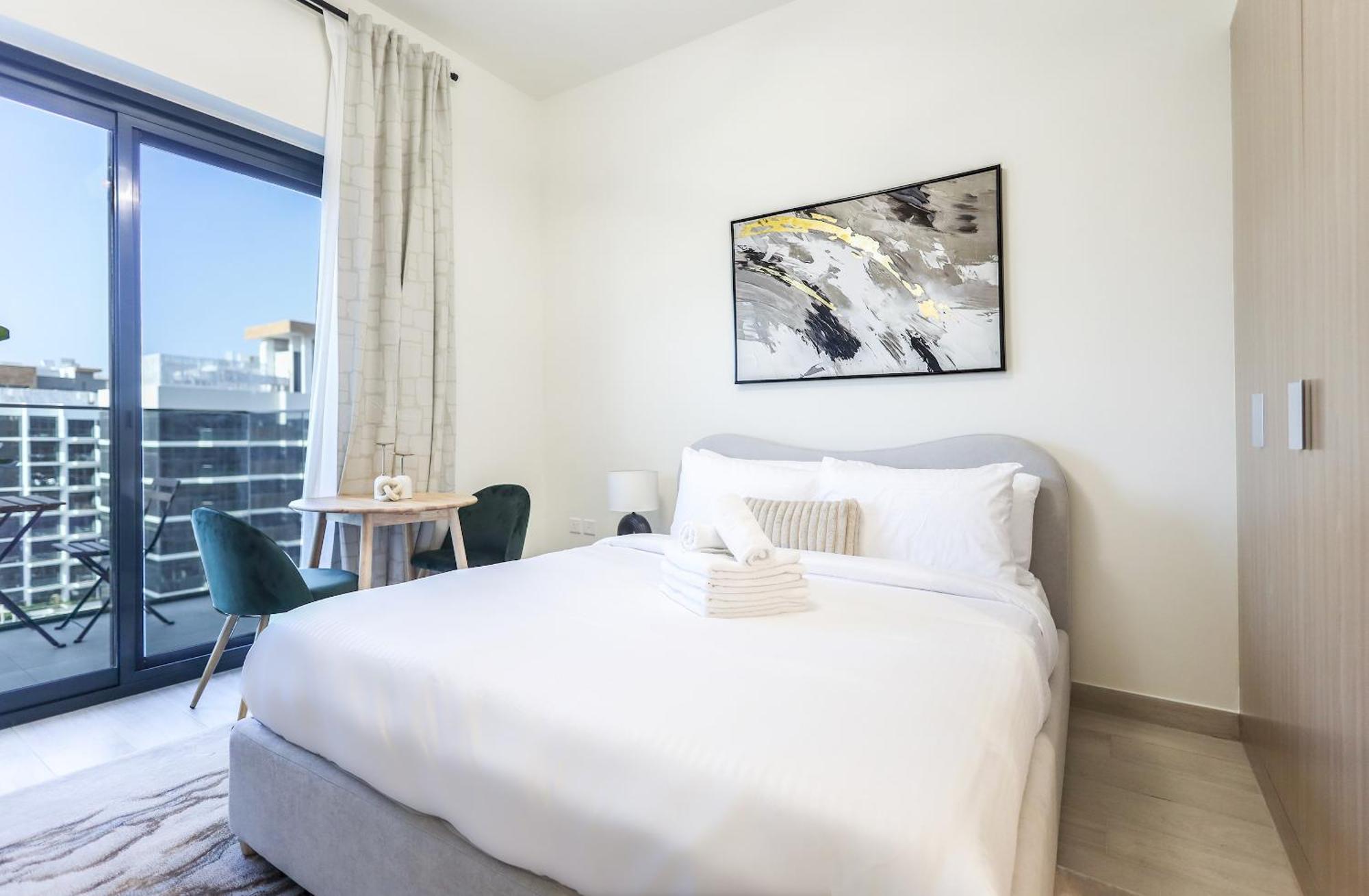 Apartment Elite Lux Homes - Contemporary Comfort - In Azizi Riviera Dubai