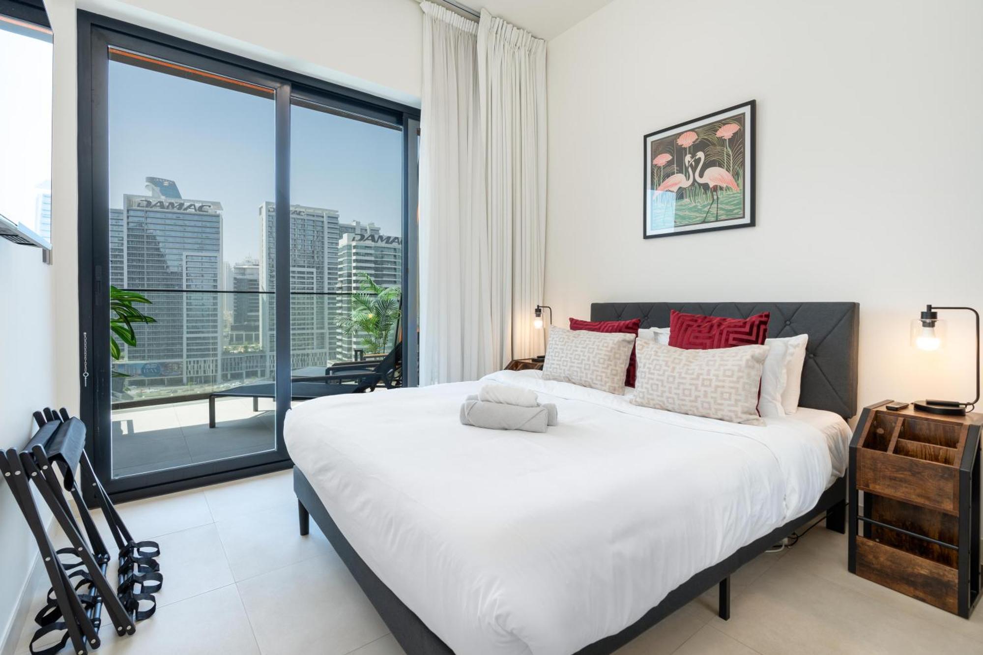Apartment Stunning 2bd Business Bay
