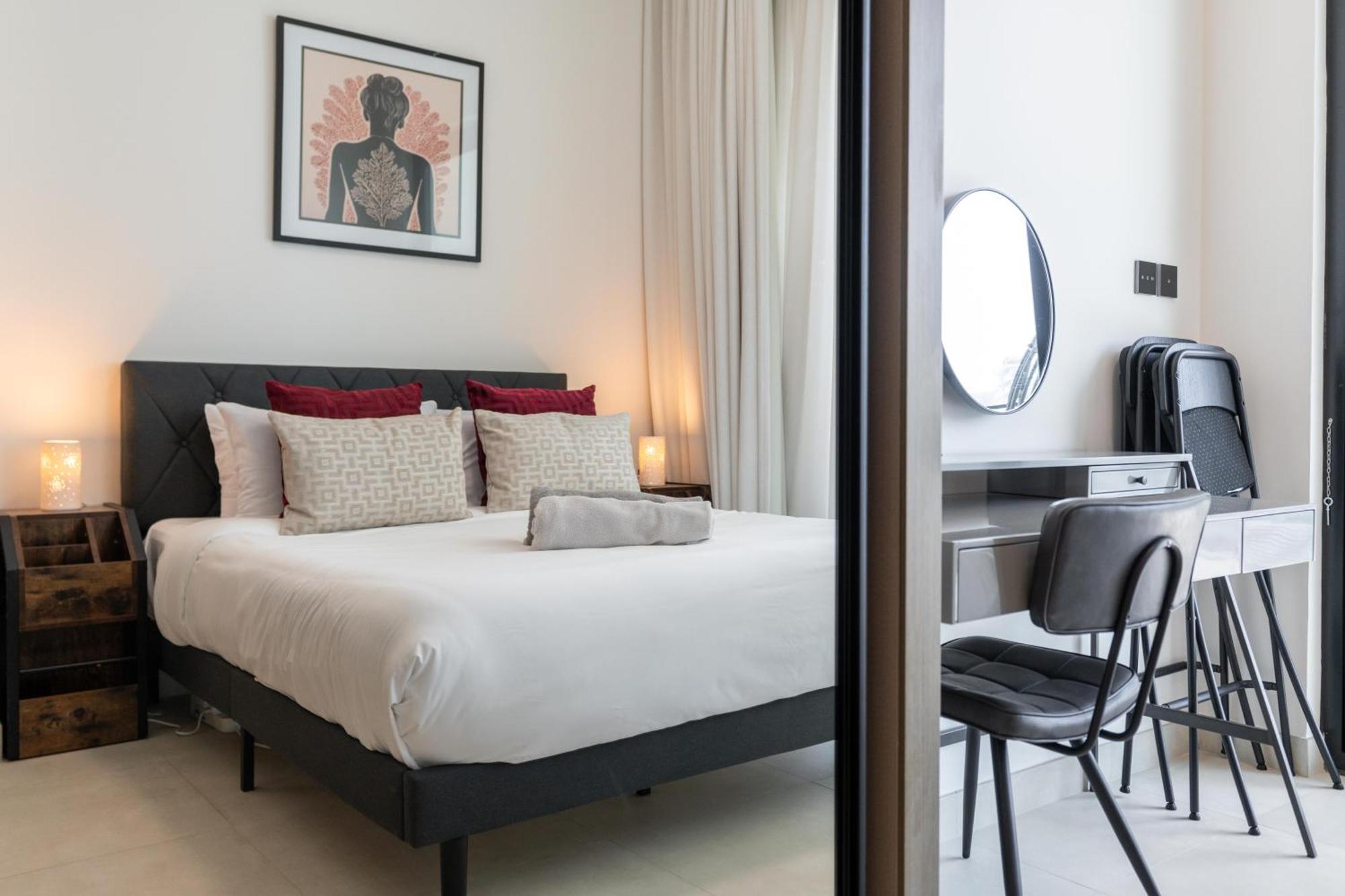 Stunning 2bd Business Bay *