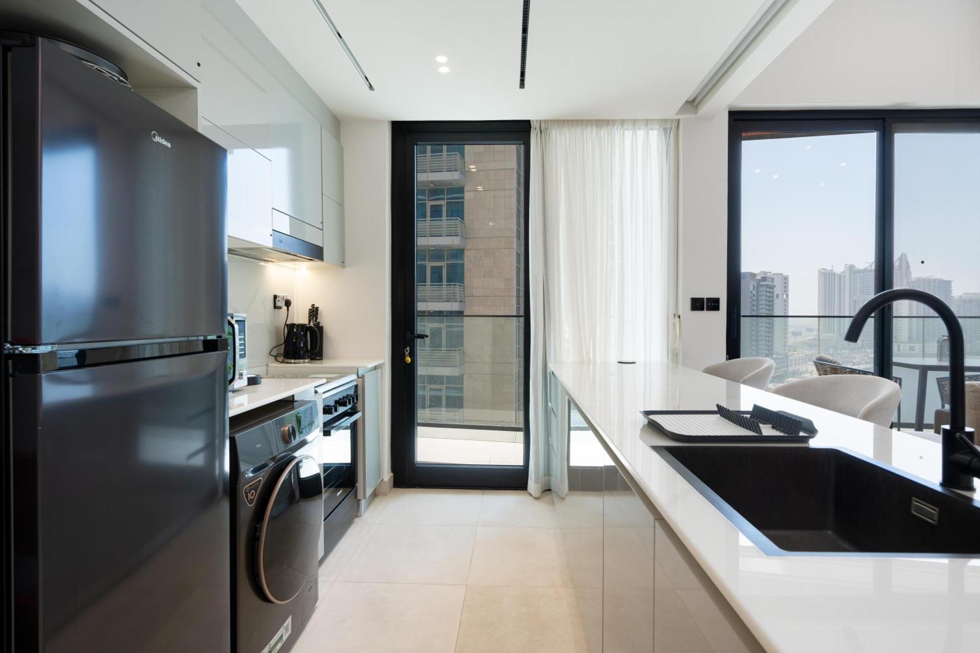 Stunning 2bd Business Bay *